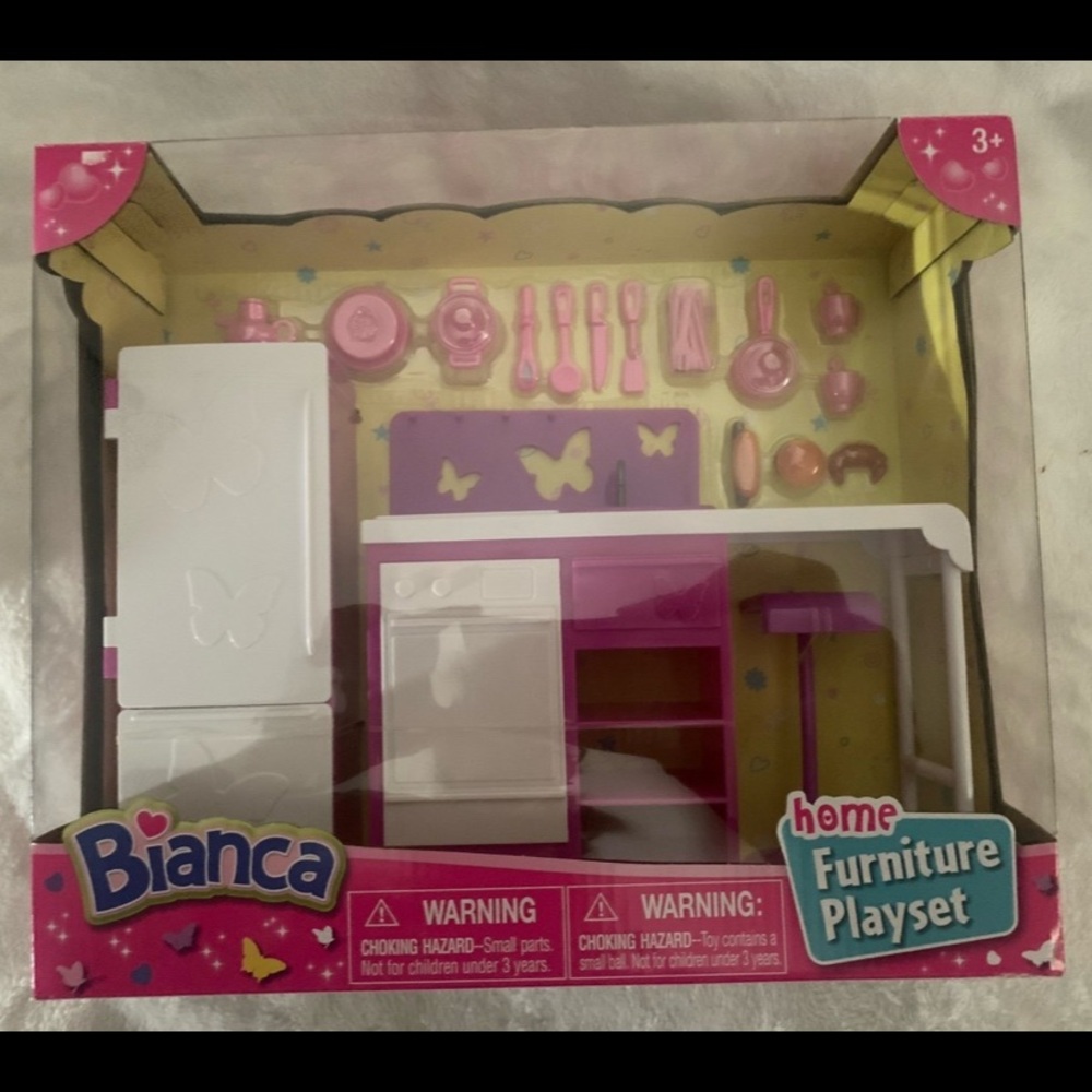New! Bianca 29 Pieces Home Furniture Playset (Kitchen Items) Fits Barbie Homes.